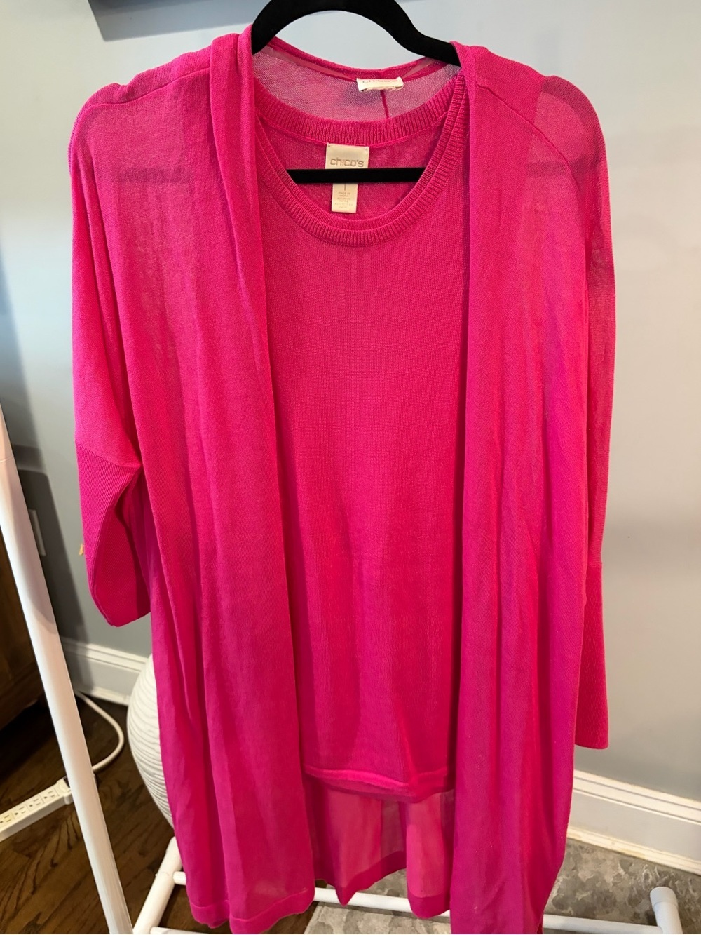 Chico's Vibrant Fuchsia Knit Layering cardigan Top and camisole size 1 (8/10-M)